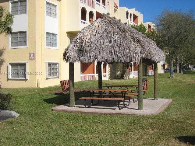 Building Photo - 7800 Camino Real