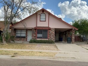 Building Photo - 119 Tours Ln