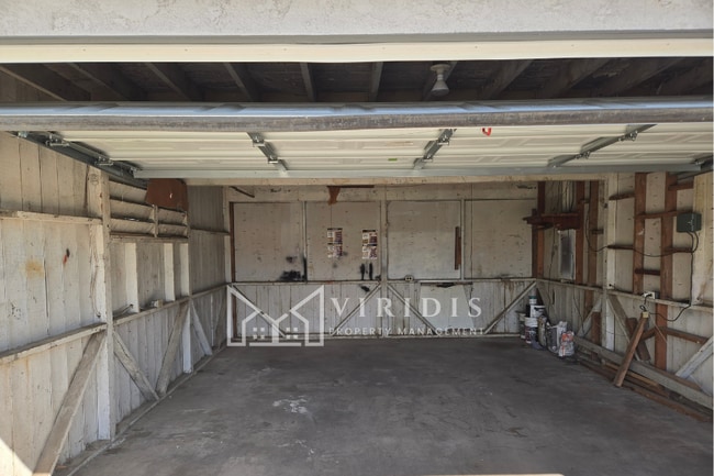 Building Photo - 2312 Castro Ln