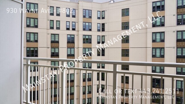 Building Photo - 930 Wayne Ave