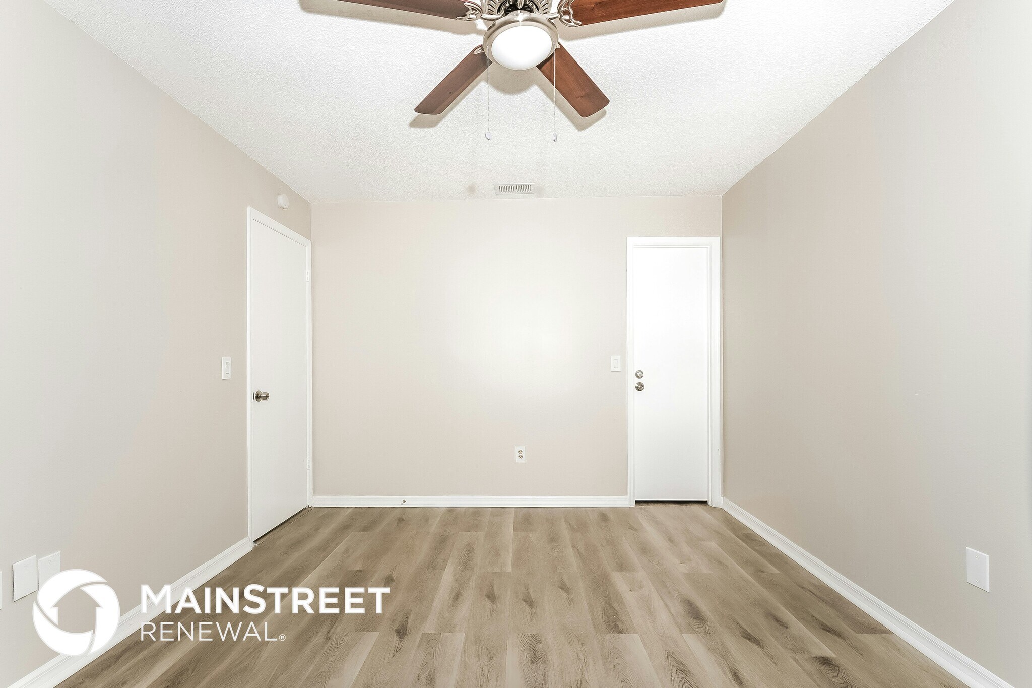 Building Photo - 350 NE Genesee Ave