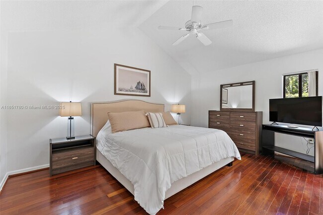 Building Photo - 101 Sand Pine Dr