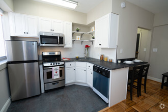 Full-Sized Stainless Steel Appliances! - Meridian Heights Apartments