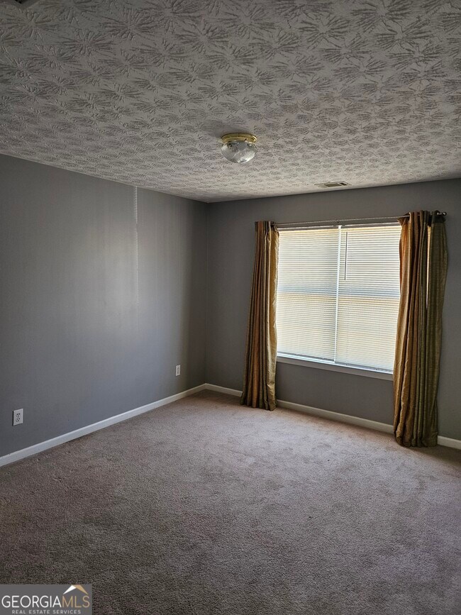 Building Photo - 1529 Sydney Pond Cir NW