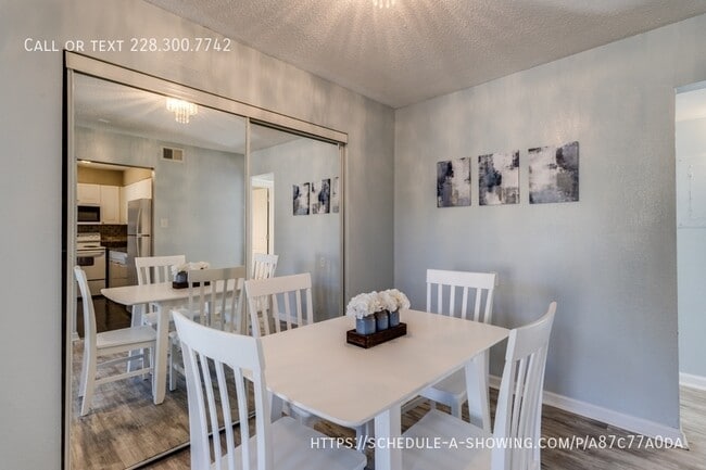 Building Photo - 245 Mc Donnell Ave