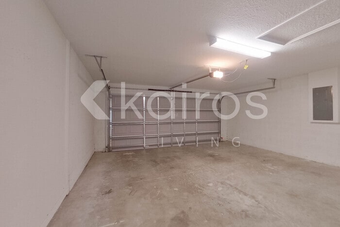 Building Photo - 14584 SW 75th Cir