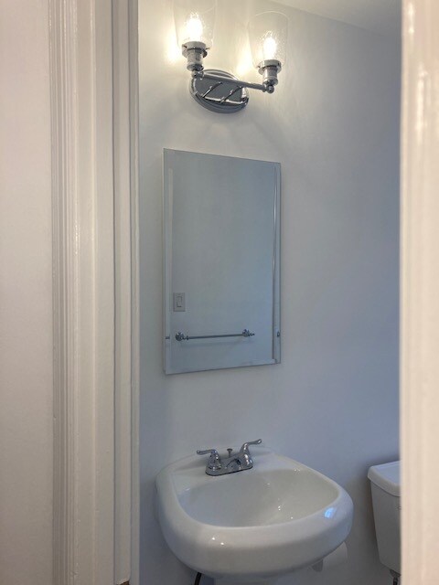 Bathroom - 3014 Dent Pl NW