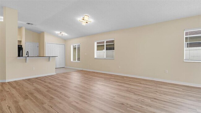 Building Photo - 12923 Fieldmoor Ct