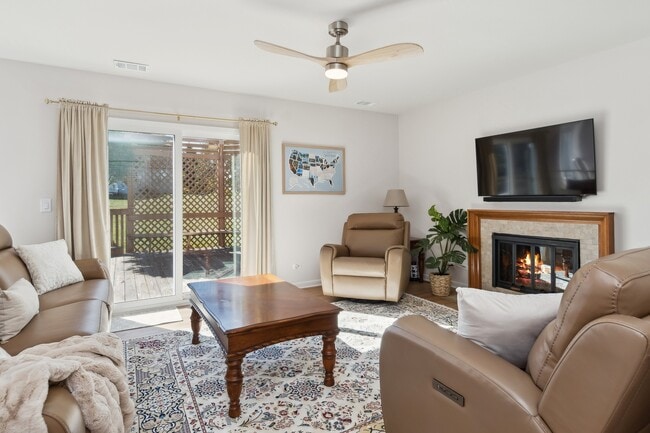 Building Photo - 141 Rumsey Pl