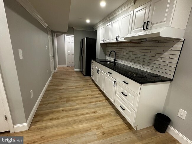 Building Photo - 8925 Alliston Hollow Way