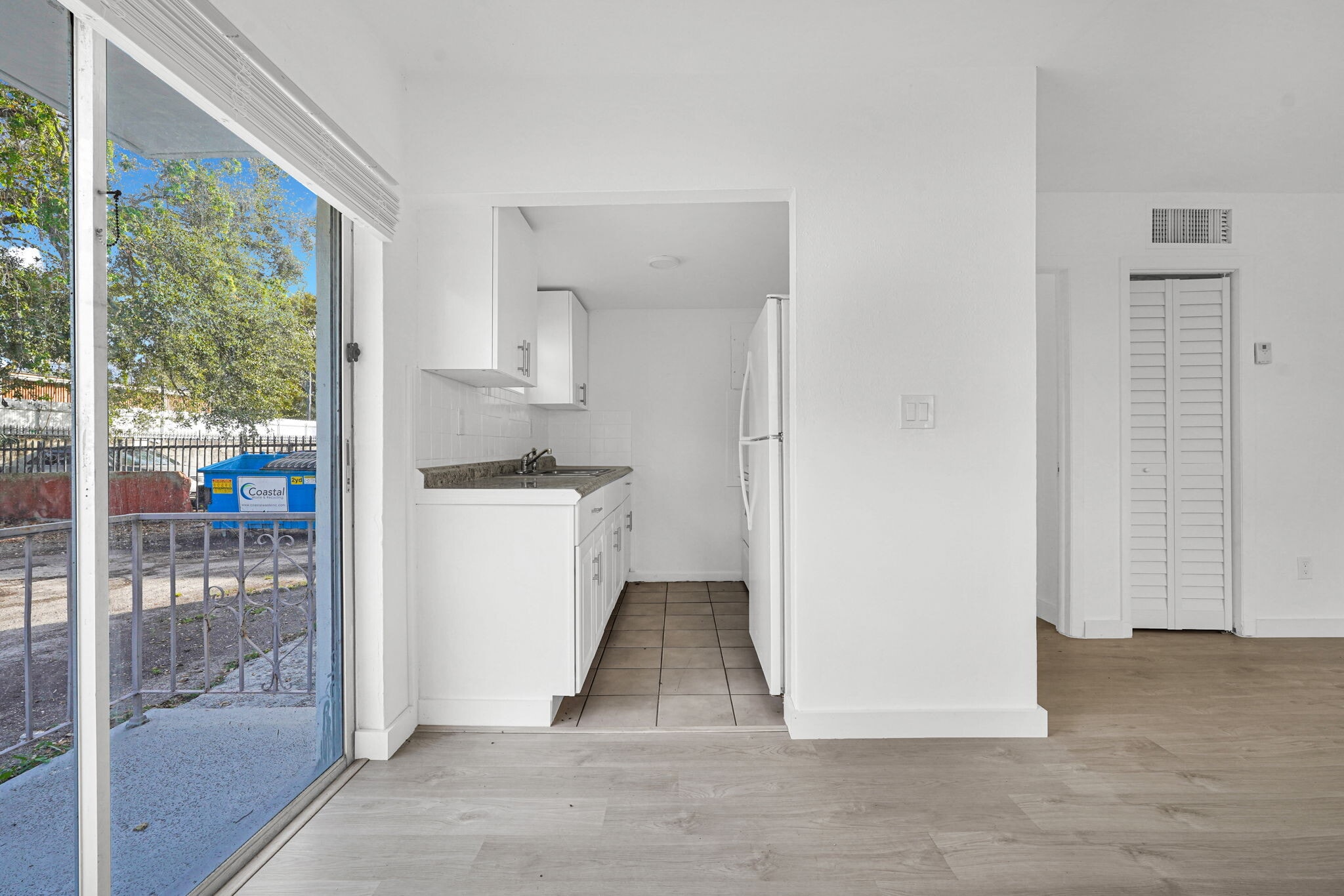 Building Photo - 8276 NE Miami Ct