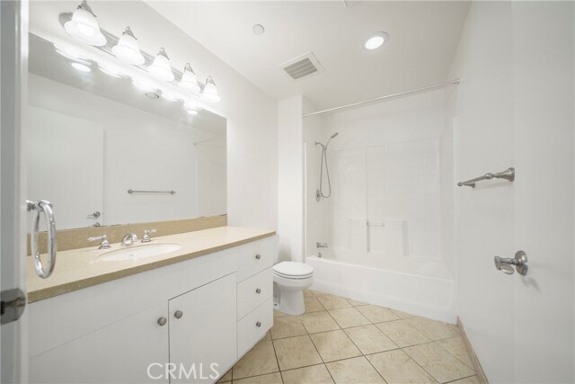 Building Photo - 13941 Sherman Way