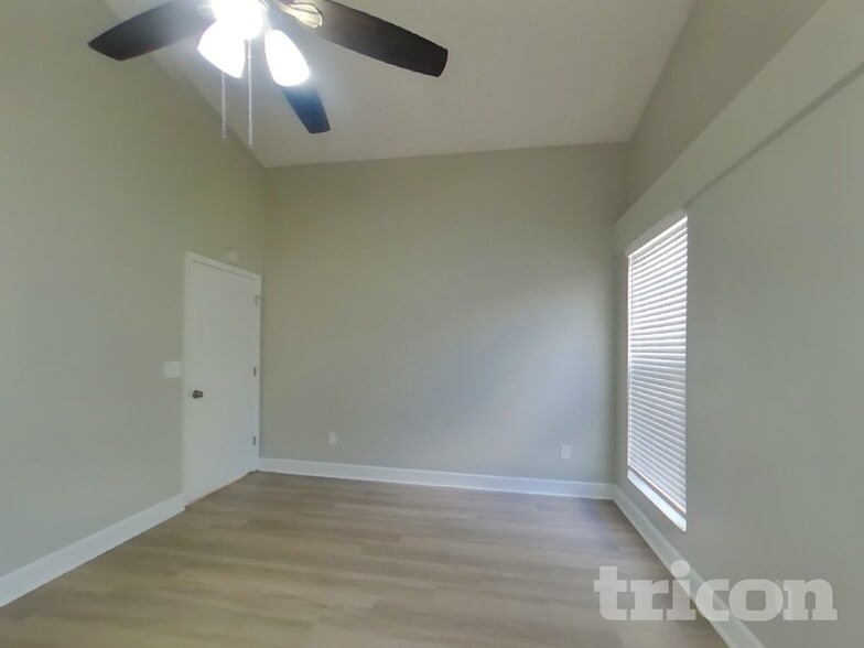 Building Photo - 1662 Sand Key Cir