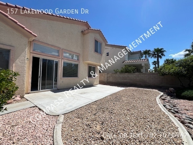 Building Photo - 157 Lakewood Garden Dr