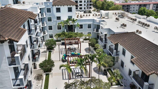 Building Photo - 8390 SW 72nd Ave