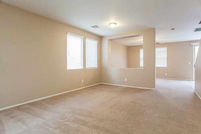 Building Photo - 11592 Renzo St