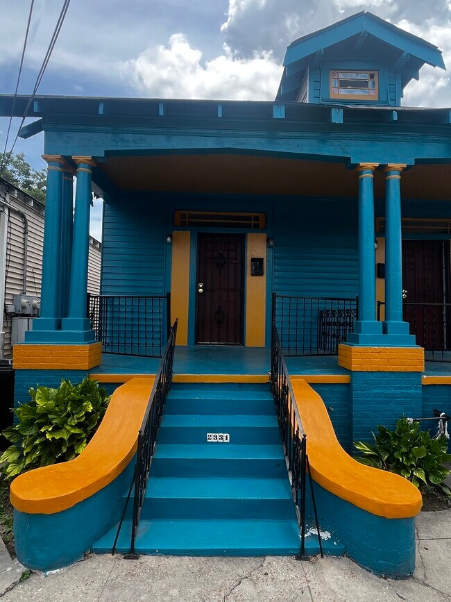 Building Photo - 2331 Saint Anthony St