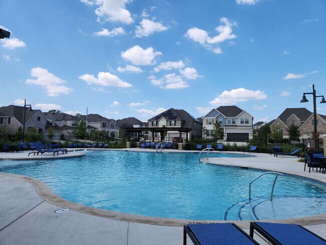 Building Photo - Comfort Living Near Sea World