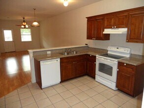 Building Photo - 3124-3126 Cherry Ln