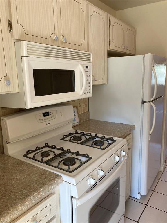 Building Photo - 5750 80th St N