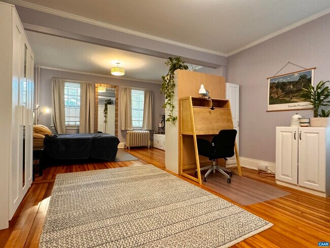 Building Photo - 29 University Cir