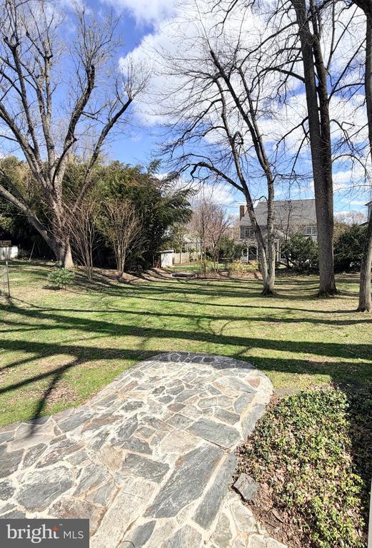 Building Photo - 3125 N Nottingham St