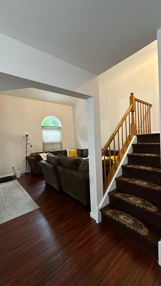 Building Photo - 133 Forge Ln