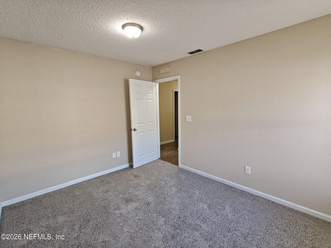 Building Photo - 8444 Hewitt St