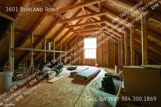 Building Photo - 3601 Borland Rd