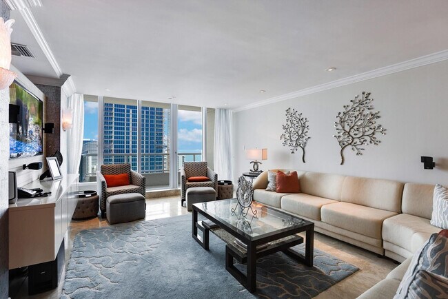 Building Photo - 1 N Fort Lauderdale Beach Blvd