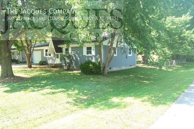 Building Photo - 307 S Prince Ln