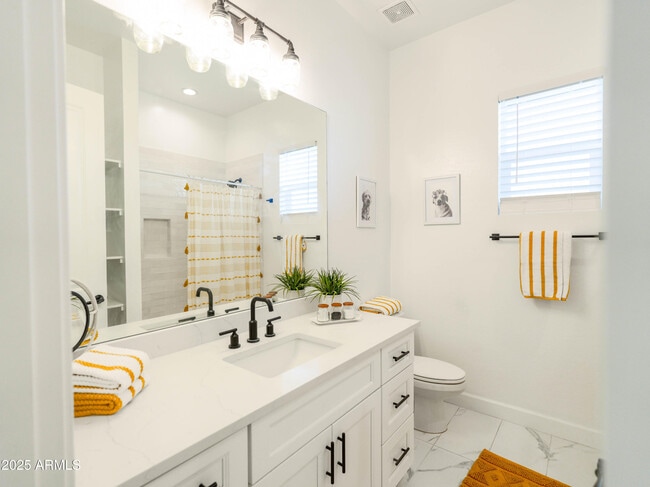 Building Photo - 28143 N QUINTANA Pl