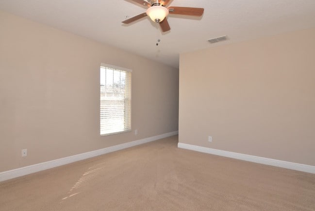 Building Photo - 5460 Caramella Dr