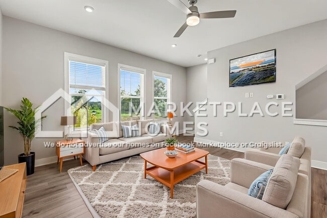 Building Photo - 1376 Cozy Cir SE