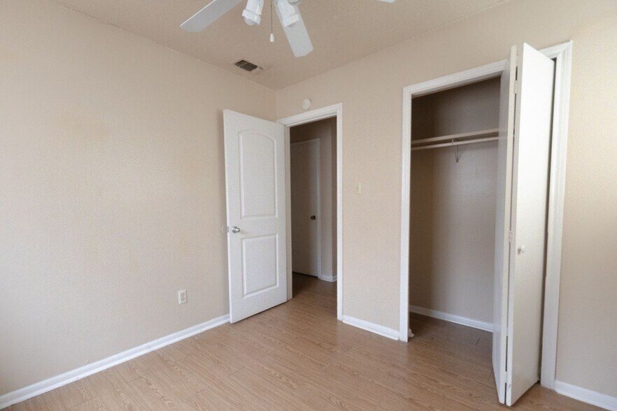 Building Photo - 11702 Welcome Dr