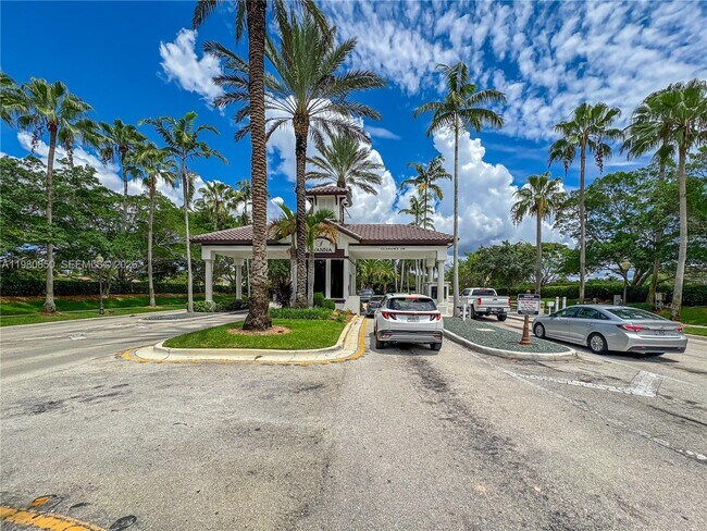 Building Photo - 1046 Golden Cane Dr