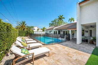 Building Photo - 5901 SW 56th Terrace