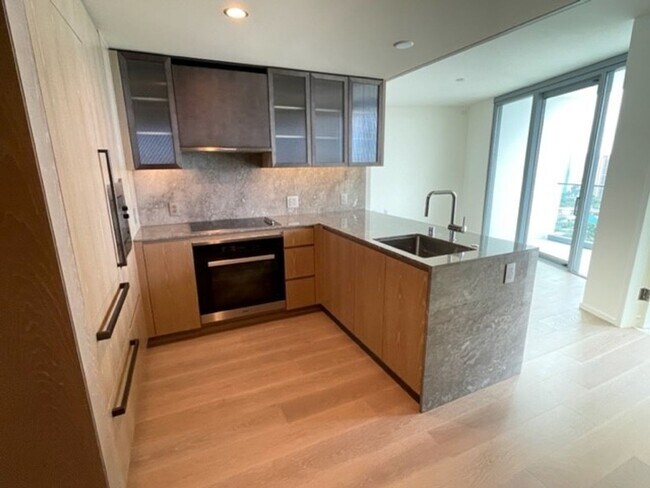 Building Photo - Brand New Koula 1-Bedroom!