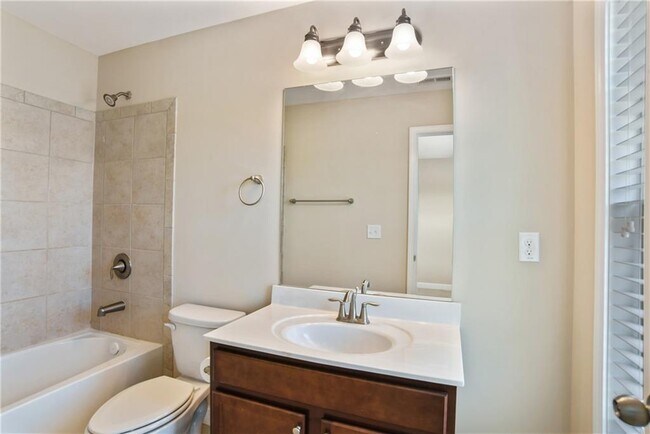 Building Photo - 4835 Edgemoore Trce