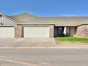 Building Photo - Beautiful 3-Bedroom Home Near Texas Tech