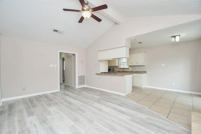 Building Photo - 12939 Westmere Dr
