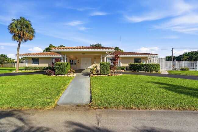 Building Photo - 2908 NW 48th St