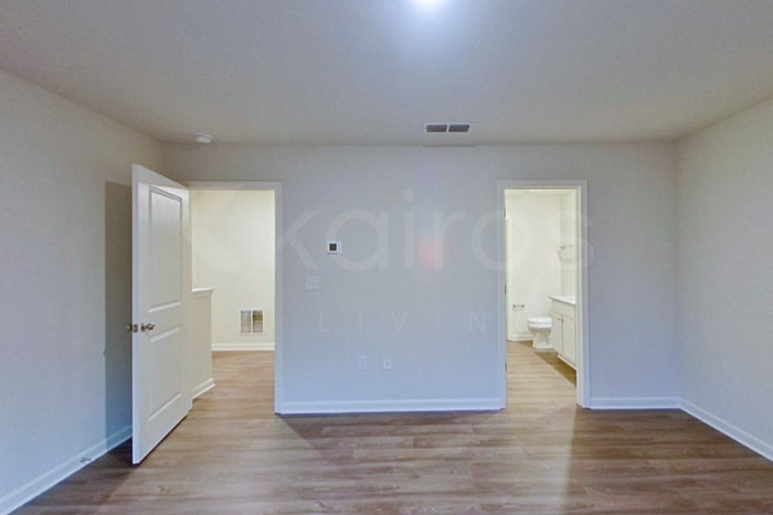 Building Photo - 320 Ironwood Ct