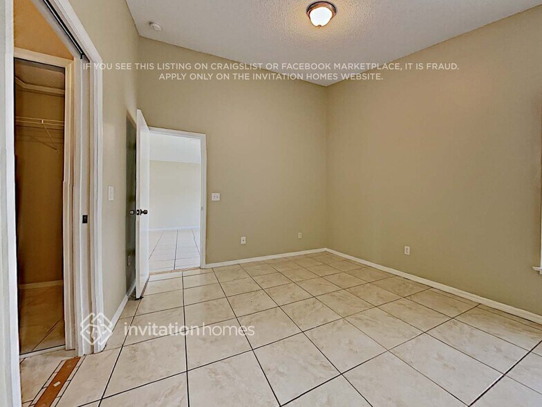 Building Photo - 13205 Glenbarrow Ct