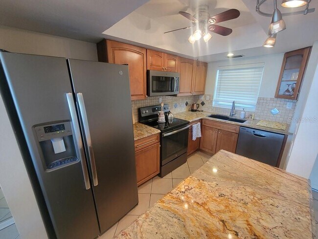 Building Photo - 311 Newport Dr