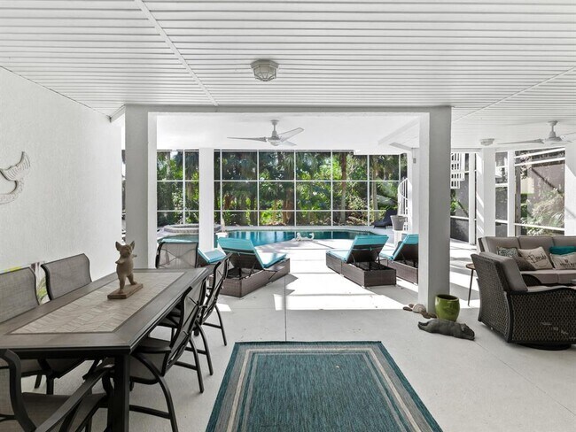 Building Photo - 5018 63rd Dr W