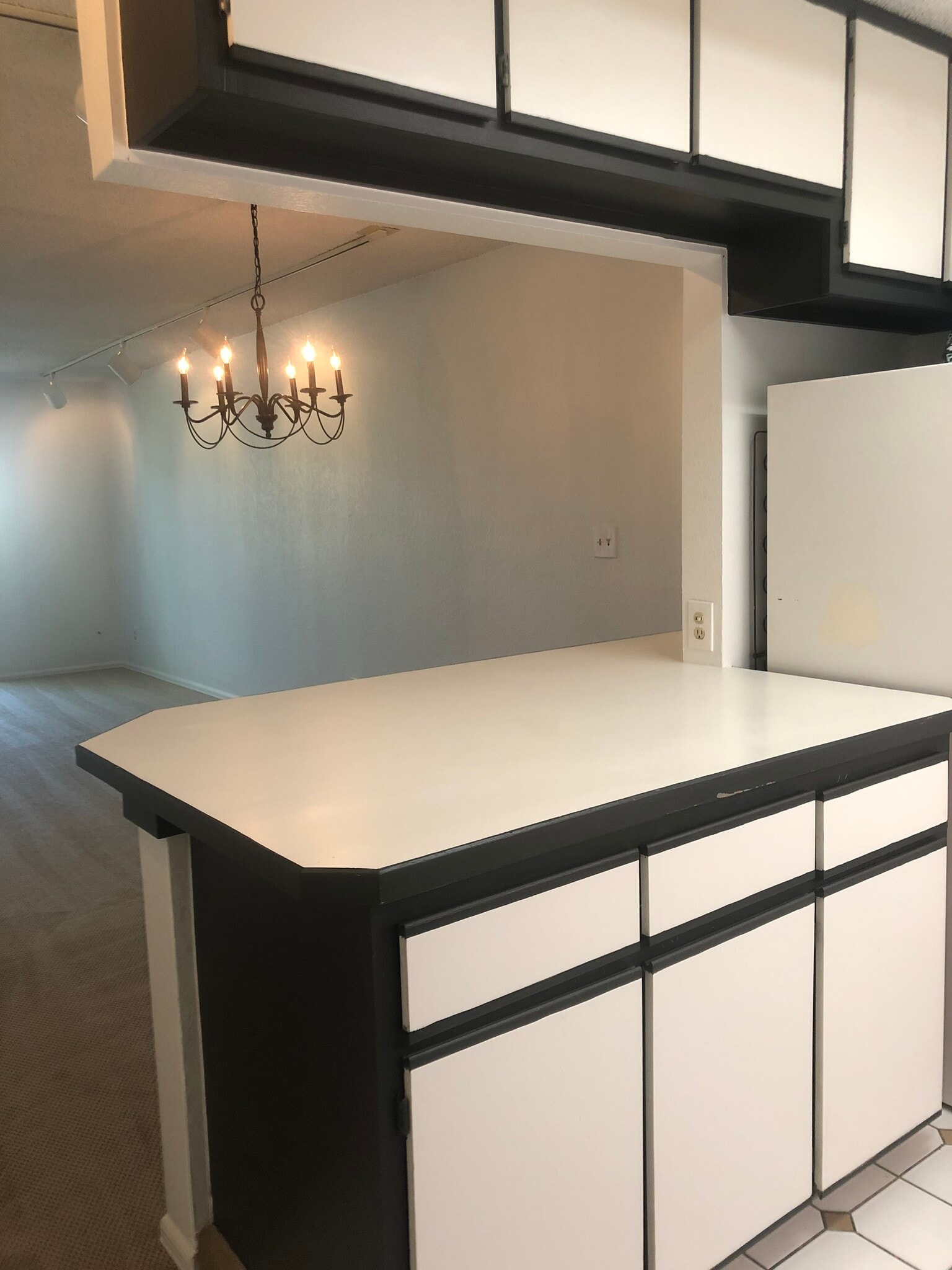 Building Photo - 3250 Oneal Cir