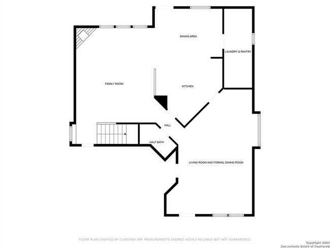 Building Photo - 910 Maltese Garden