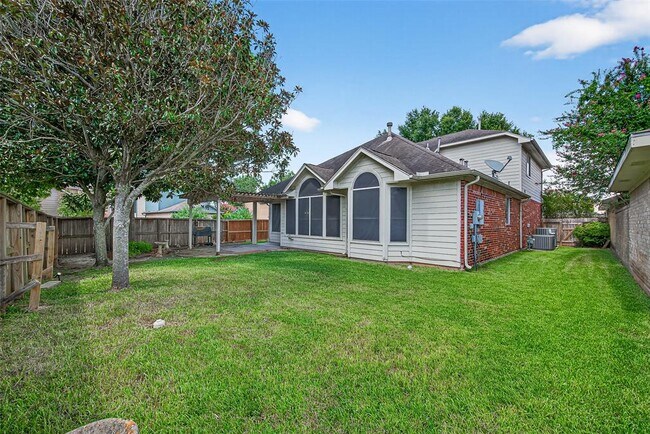 Building Photo - 3702 Cedar Valley Dr