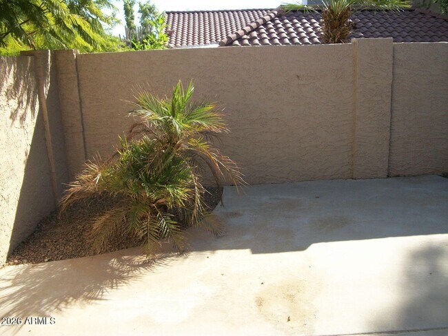 Building Photo - 12421 S Oneida Ct